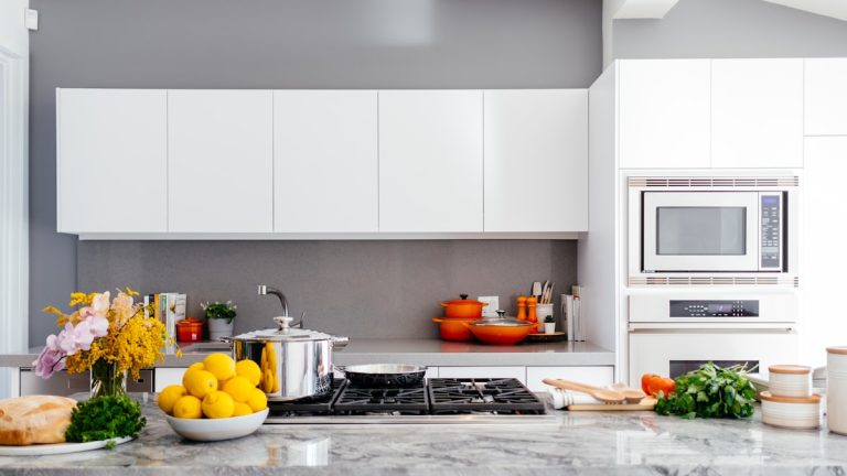 Alles over kraan en gouden kraan voor keuken en badkamer